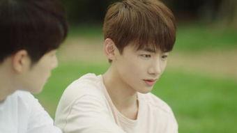 《娱乐圈之初恋》,明星甜蜜邂逅，揭开娱乐圈爱情面纱