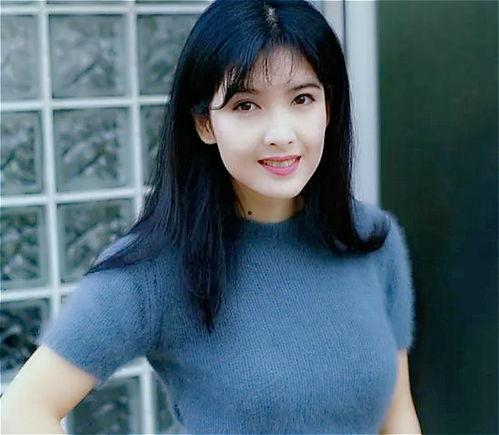 周慧敏个人资料简介周,华语乐坛永恒的玉女天后，魅力与才华并重